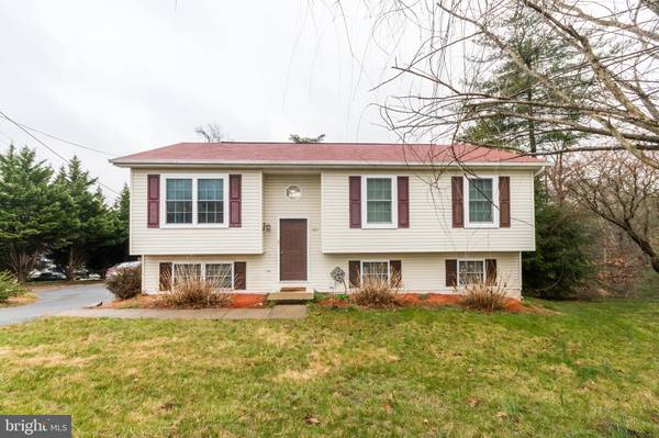 327 IDYLLWOOD DR, Inwood, WV 25428