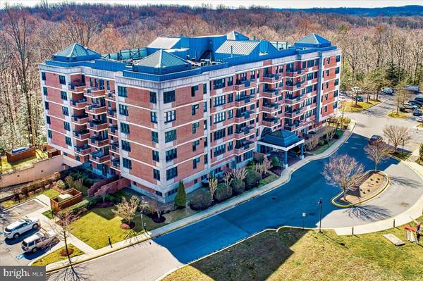 Annapolis, MD 21401,930 ASTERN WAY #412