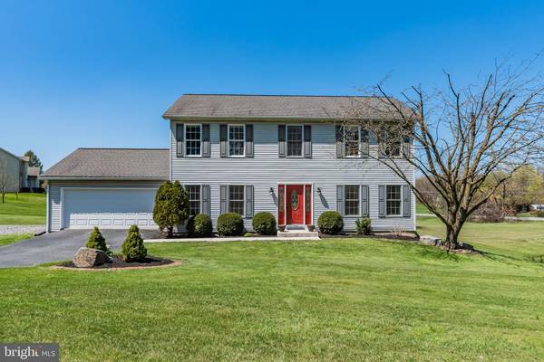 2 SIMMONS RD, Mechanicsburg, PA 17055