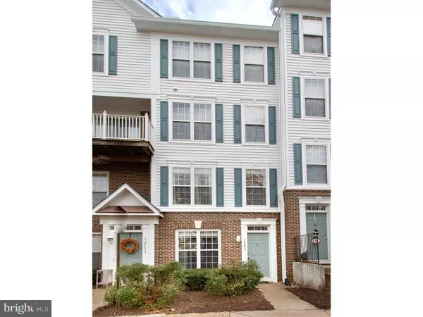 12635 FAIR CREST CT #124, Fairfax, VA 22033