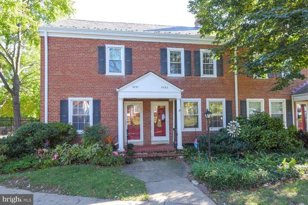 3063 S WOODROW ST, Arlington, VA 22206