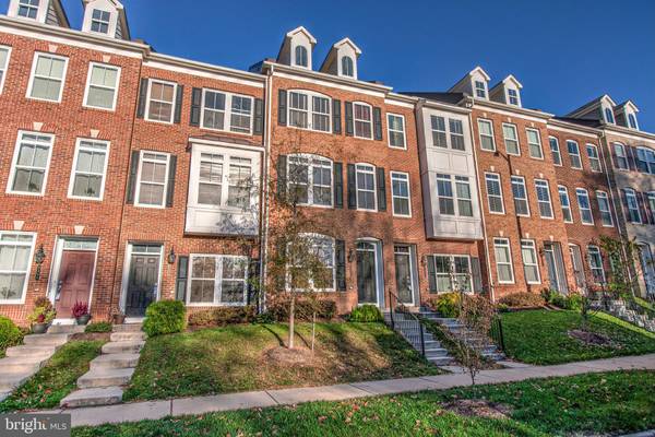 9470 CANONBURY SQ, Fairfax, VA 22031