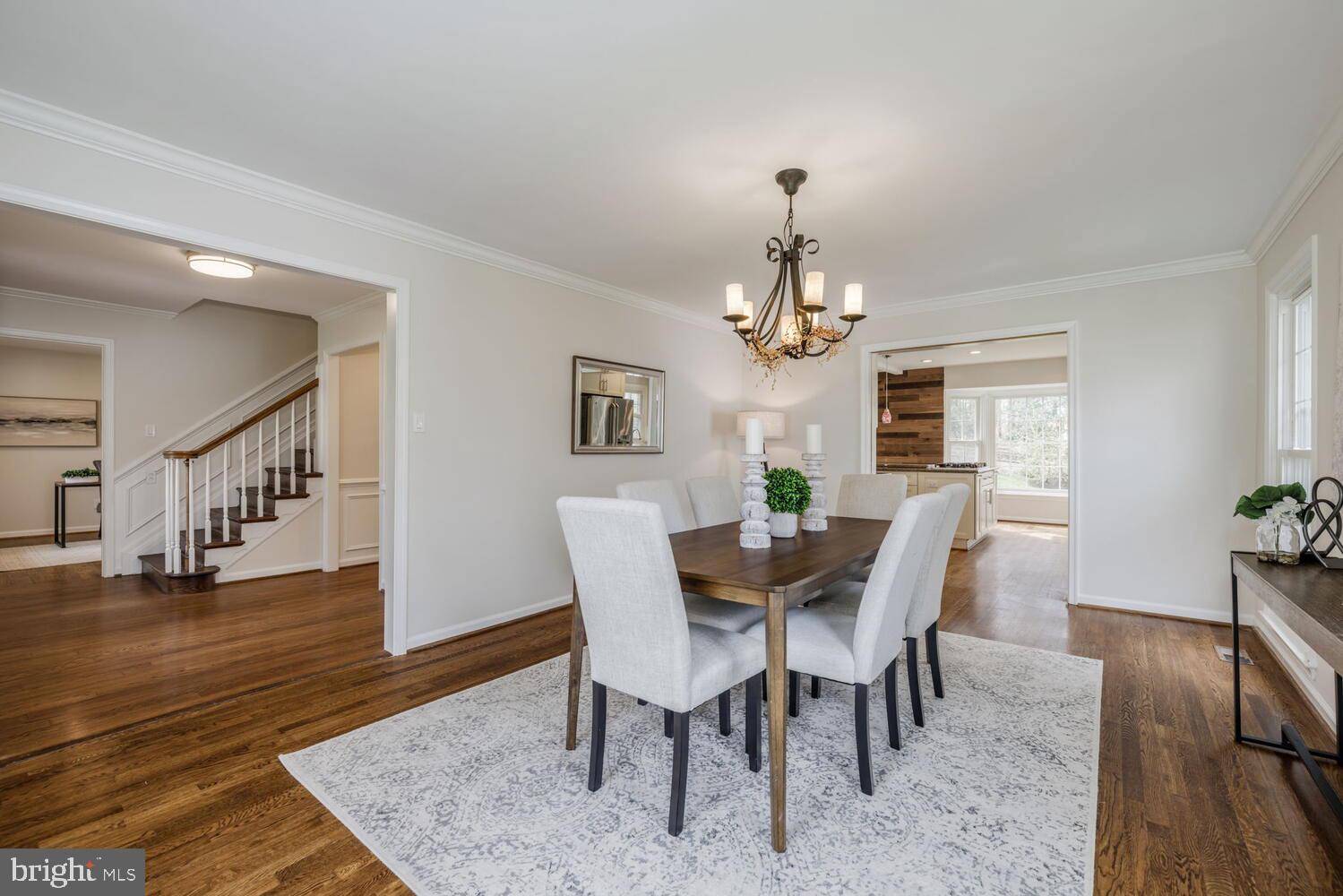 Vienna, VA 22182,9116 STREAMVIEW LN