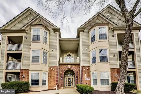 18705 SPARKLING WATER DR #12/304, Germantown, MD 20874