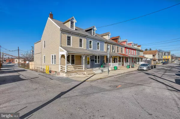 York, PA 17403,613 E SOUTH ST