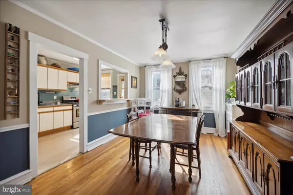 Philadelphia, PA 19128,671 ROXBOROUGH AVE