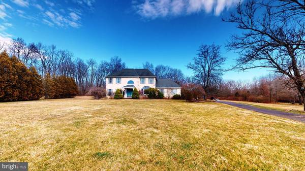 Doylestown, PA 18902,4936 GLOUCESTER DR