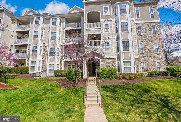 501 SUNSET VIEW TER SE #303, Leesburg, VA 20175