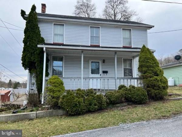 36 W 8TH ST, Everett, PA 15537