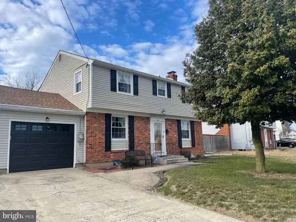 215 HENDRICKSON AVE, Edgewater Park, NJ 08010