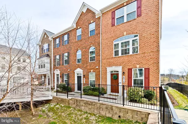 Hyattsville, MD 20782,4910 CREST VIEW DR