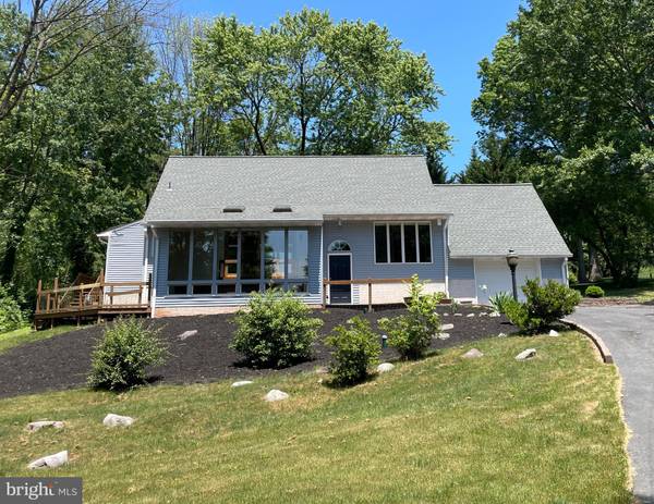 14 WALTERS LN, Royersford, PA 19468