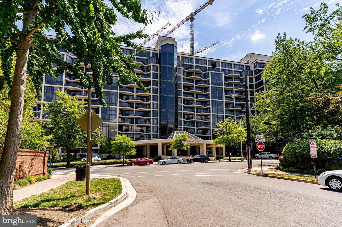 Arlington, VA 22209,1530 KEY BLVD #129