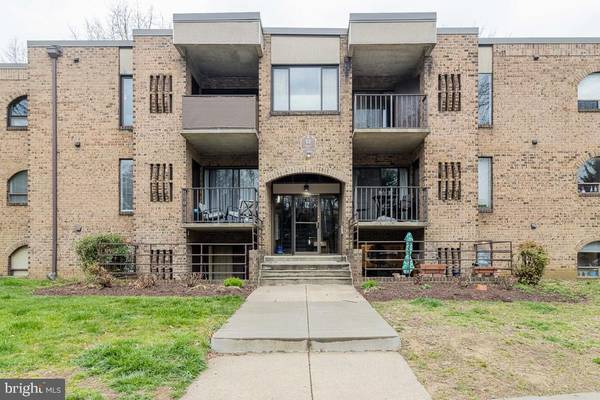 12 SILVERWOOD CIR #1, Annapolis, MD 21403