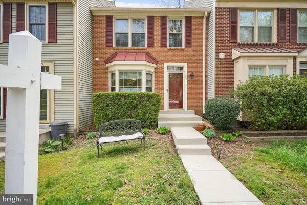 8511 CHAPMAN OAK CT, Springfield, VA 22153