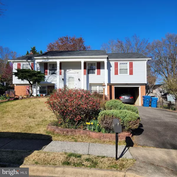 7217 WICKFORD DR, Alexandria, VA 22315