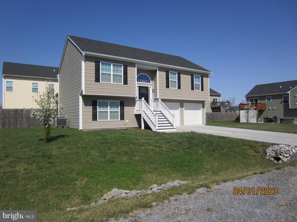 Martinsburg, WV 25405,39 GNATCATCHER LN