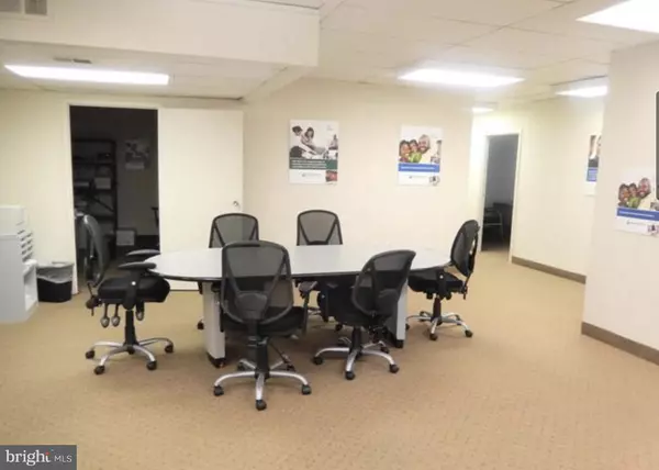 Alexandria, VA 22314,801 N PITT ST #117