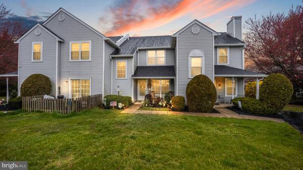 23 CRAIG CT, Newtown, PA 18940