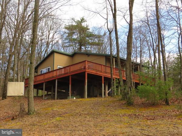 393 CEDARWOOD DRIVE RD, Mathias, WV 26812