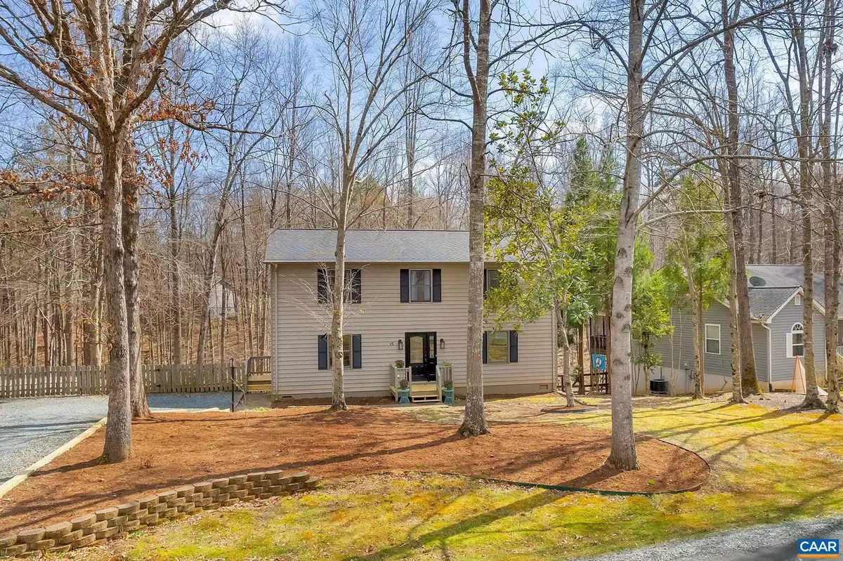 Palmyra, VA 22963,15 SANDY BEACH CT