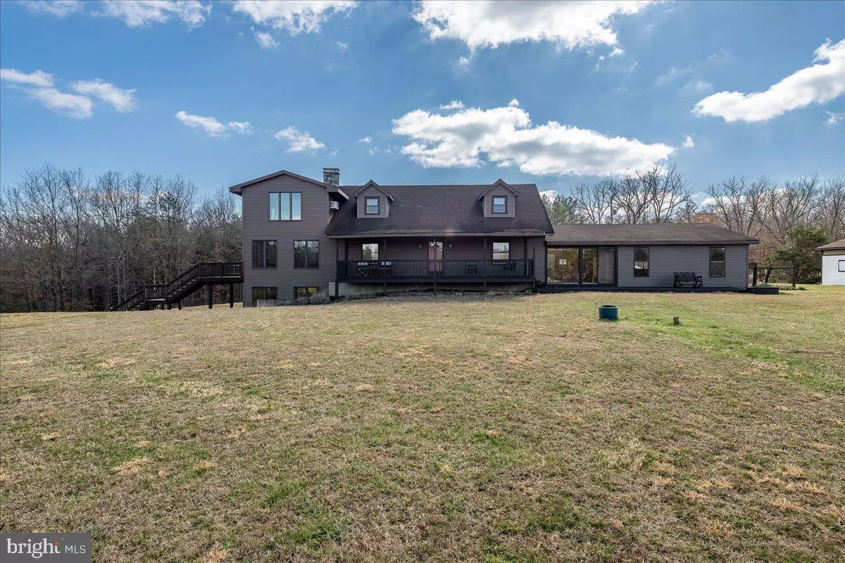 Berkeley Springs, WV 25411,448 PRESTON UNGER CT