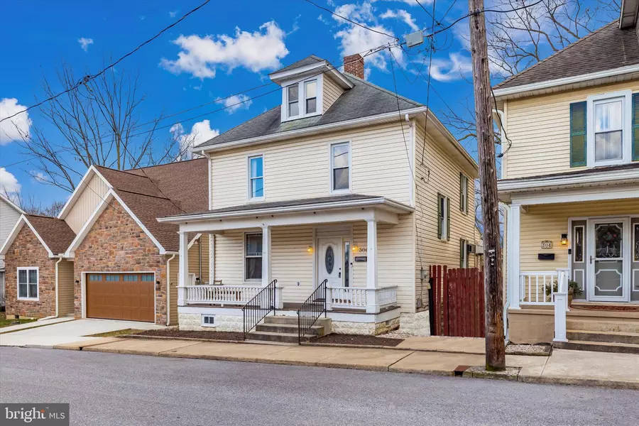 306 WALNUT ST, Shippensburg, PA 17257