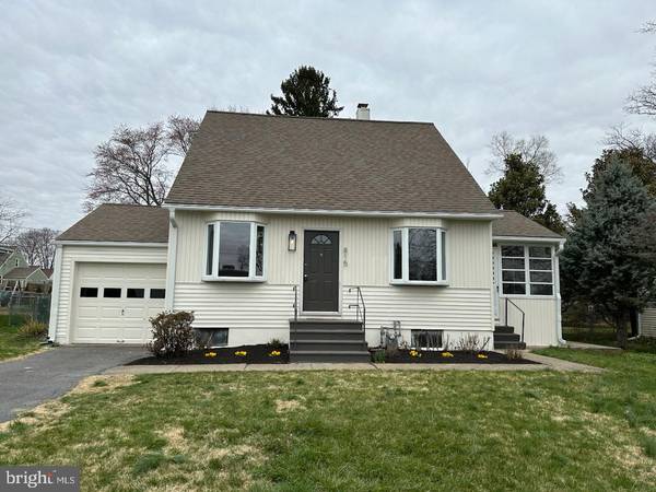 815 OAK ST, Royersford, PA 19468