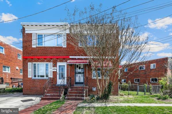 8501 CARROLL AVE, Silver Spring, MD 20903