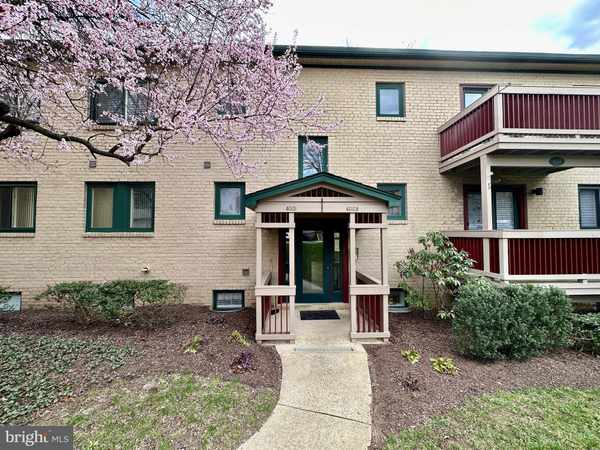 4003 EASTVIEW LN, Wilmington, DE 19802