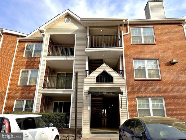 3304 WYNDHAM CIR #336, Alexandria, VA 22302