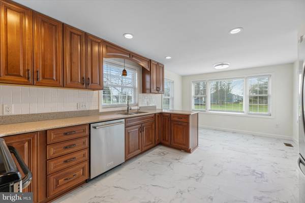 236 SOUTH LN, Princeton Junction, NJ 08550