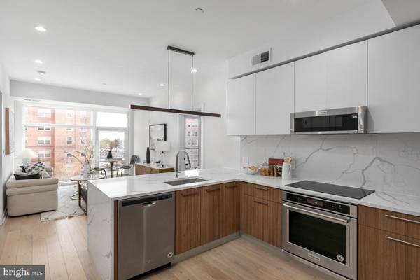 7700 GEORGIA AVE NW #UNIT 302, Washington, DC 20012