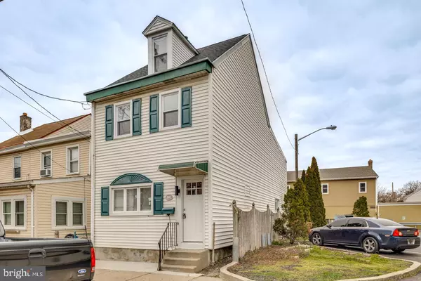 167 S BURLINGTON ST, Gloucester City, NJ 08030