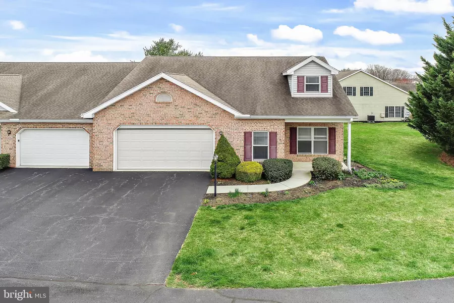 52 CREEK BANK DR, Mechanicsburg, PA 17050