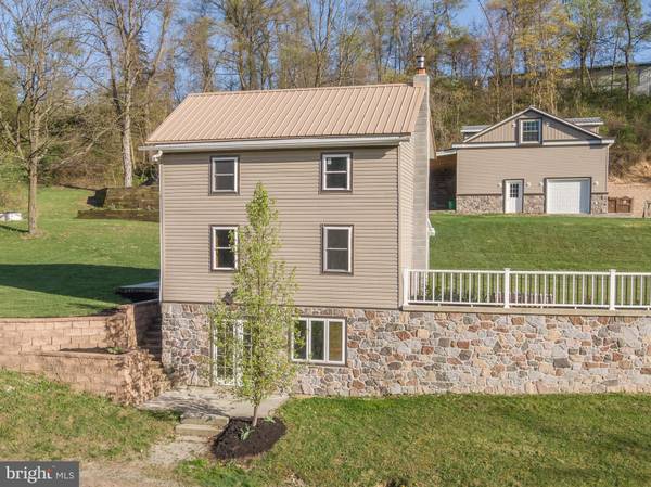 1967 FREEMAN HOLLOW RD, Loysville, PA 17047