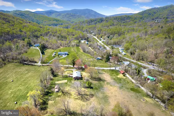 Sperryville, VA 22740,838 WOODWARD RD