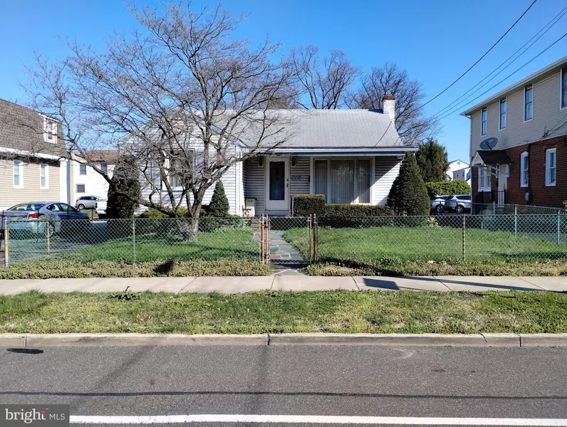 315 W MAIN ST, Maple Shade, NJ 08052