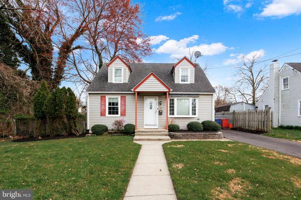 27 E GRANT AVE, Somerdale, NJ 08083