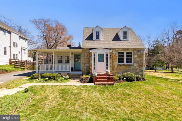 220 S 20TH ST, Purcellville, VA 20132