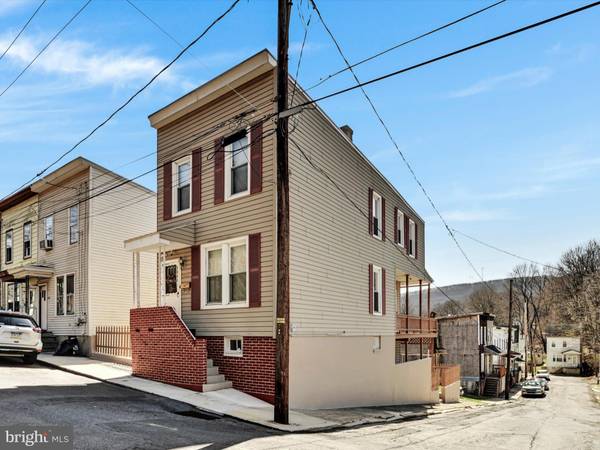 833 FAIRVIEW ST, Pottsville, PA 17901