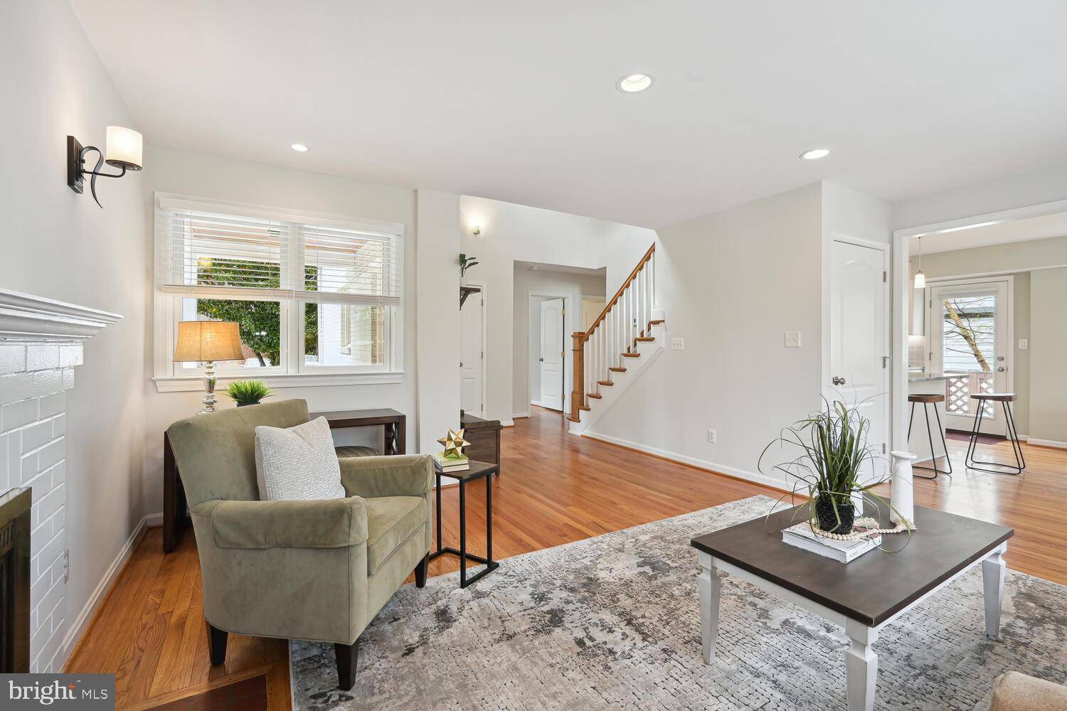 Kensington, MD 20895,4501 CLEARBROOK LN