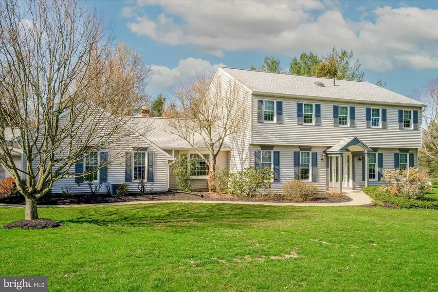 208 PINE VALLEY RD, Doylestown, PA 18901