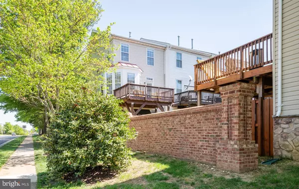 Alexandria, VA 22315,6940 LERWICK CT