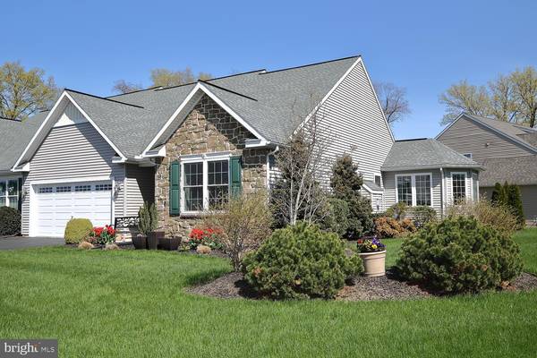 Mount Joy, PA 17552,5293 OAK LEAF DR