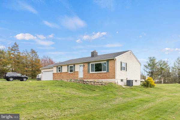 Perkiomenville, PA 18074,902 TOWNSHIP LINE RD