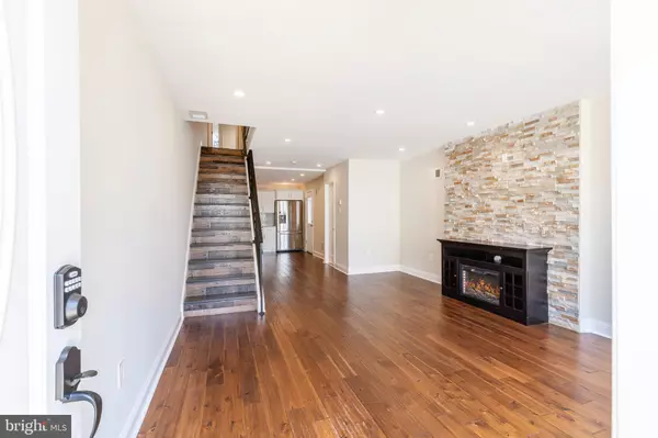 1123 S 26TH ST, Philadelphia, PA 19146