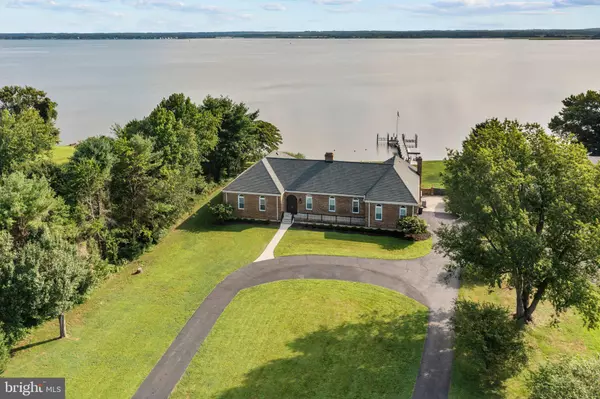 Tappahannock, VA 22560,19725 TIDEWATER TRAIL