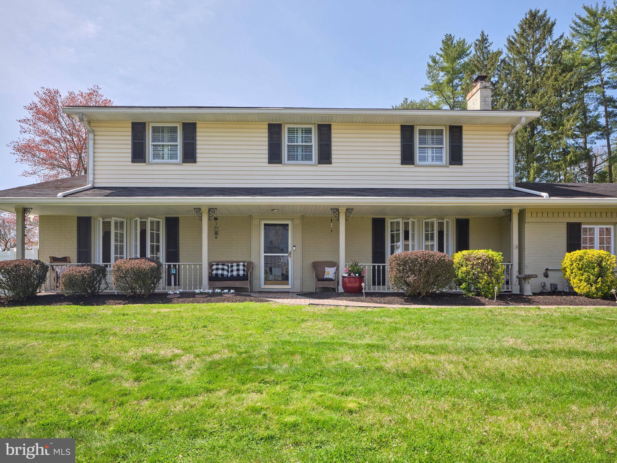 1023 LEHIGH DR, Yardley, PA 19067