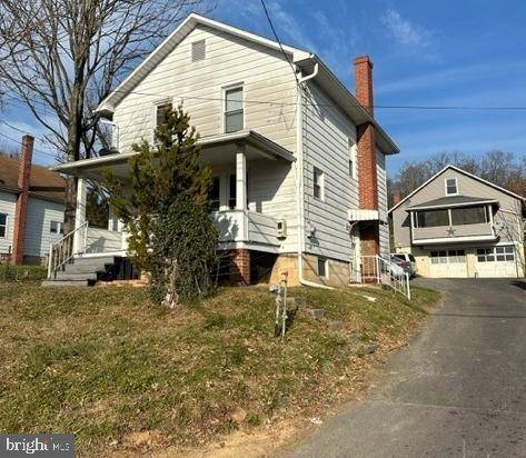 18 AND 20 KNEPP AVE, Lewistown, PA 17044